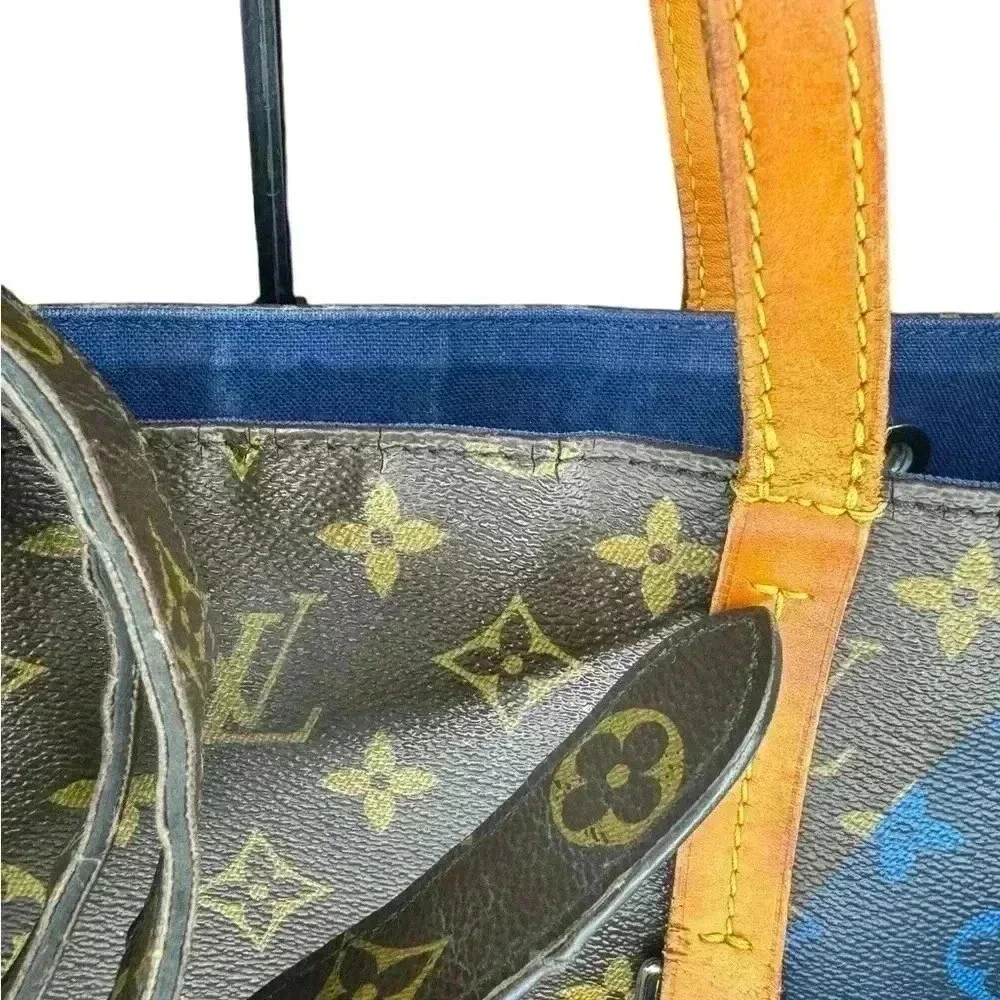 Louis Vuitton V Jour Blue Tote Crossbody Bag In Monogram Cambas.